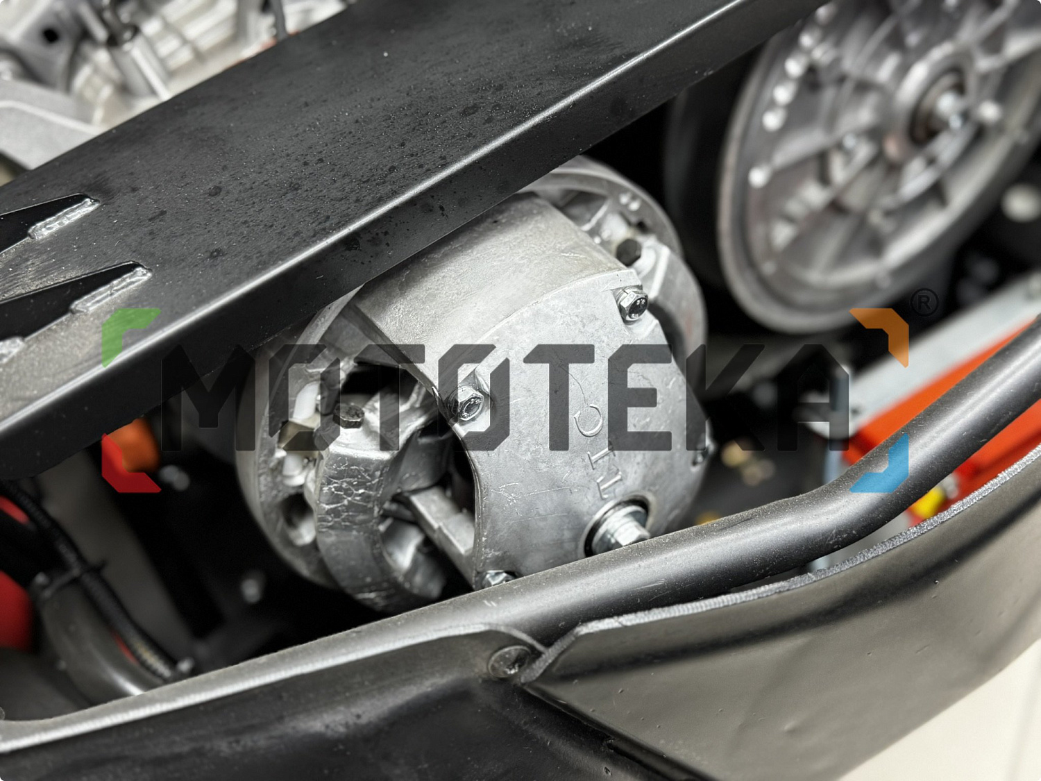 Снегоход Тофалар Атлас 500 21 л.с. чёрный (машинокомплект)